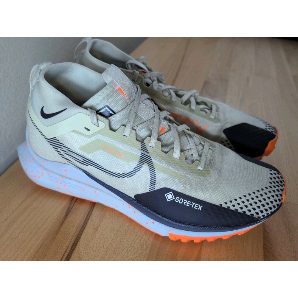 Nike Pegasus Trail 4 GORE-TEX Men 11.5 White Orange HM9728-001 Running Shoes